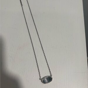 Kendra Scott necklace